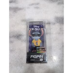 FigPin #422 Disney Lilo & Stitch- Stitch Hot Topic Exclusive, Premium Case, Lock